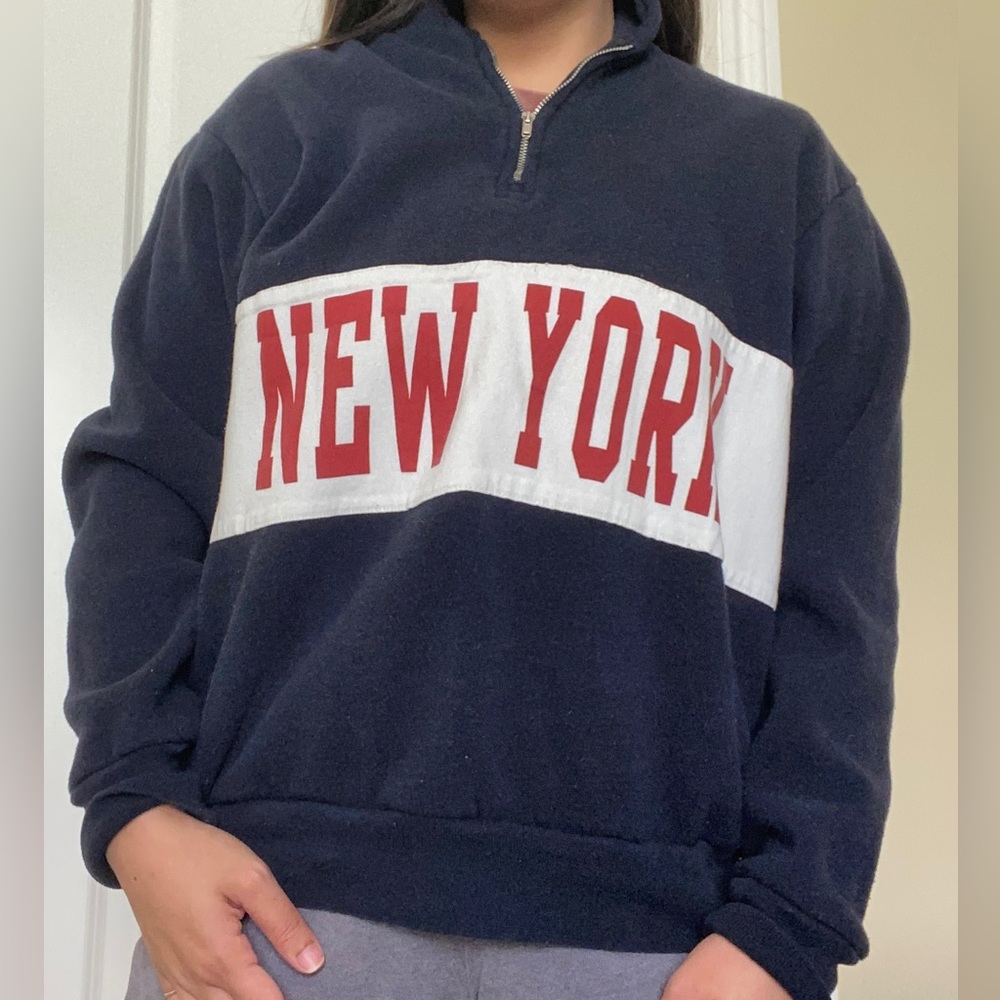 Brandy Melville New York Quarter Zip Fleece